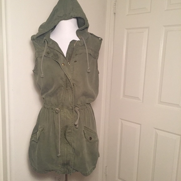 Kenneth Cole Reaction Jackets & Blazers - Hooded Vest